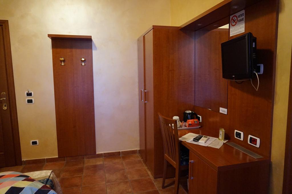 Maryelen 2* Rome