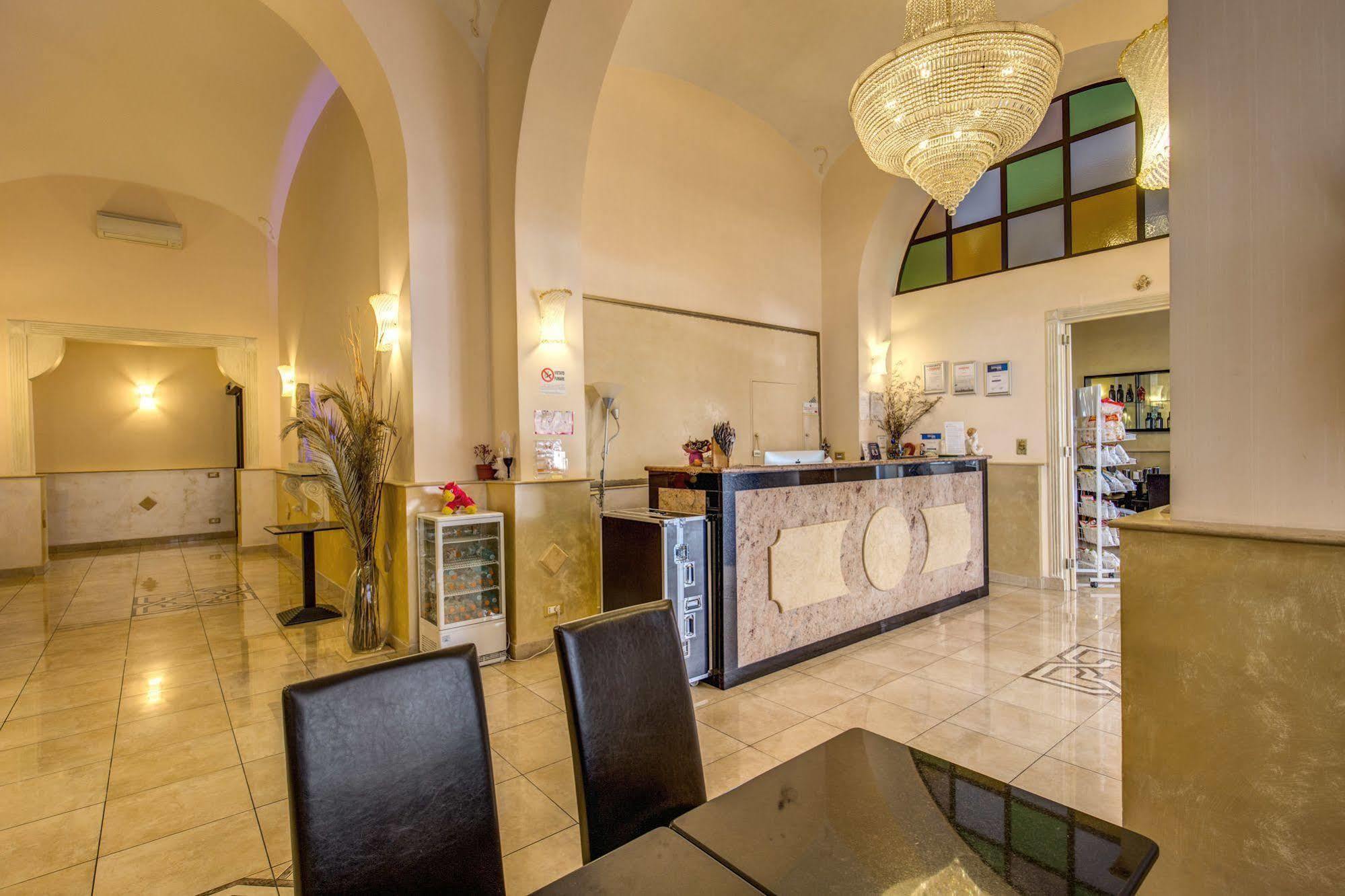 Maryelen Hotel
