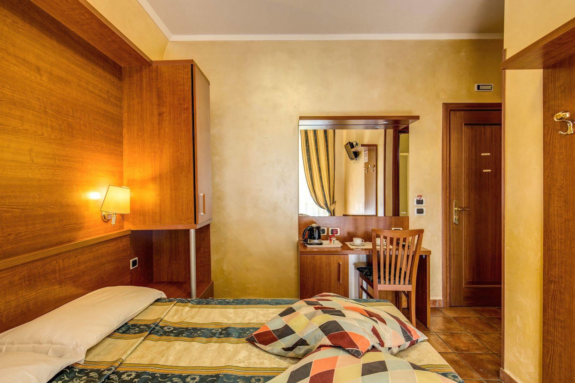 Hotel Maryelen Roma