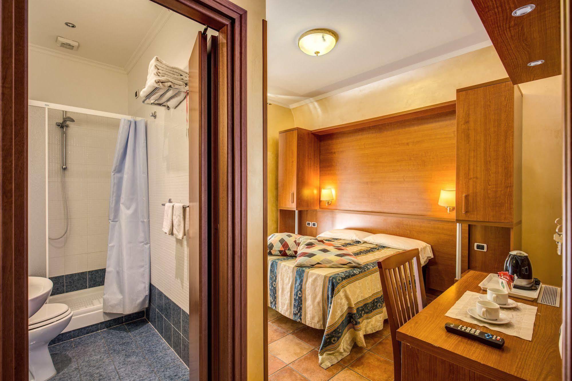 Hotel Maryelen 2*