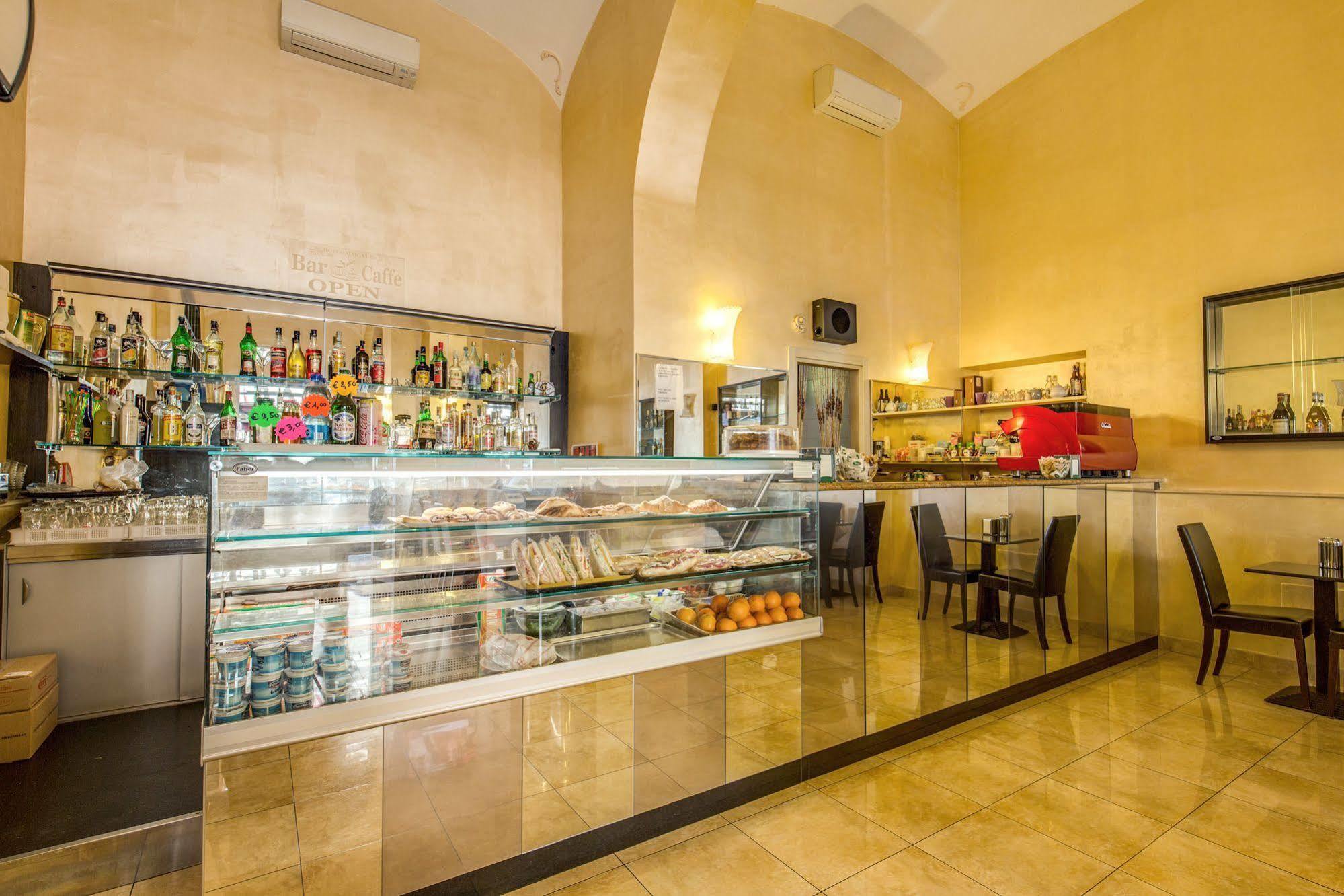 Maryelen Hotel